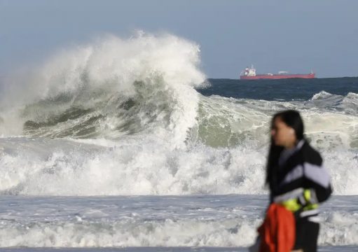 Litoral do Rio entra em alerta para ressaca com ondas de até 2,5 metros Litoral do Rio entra em alerta para ressaca com ondas de até 2,5 metros