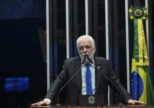 PF cumpre mandados contra senador petista Jaques Wagner e banqueiro em nova fase da Operação Compliance Zero PF cumpre mandados contra senador petista Jaques Wagner e banqueiro em nova fase da Operação Compliance Zero