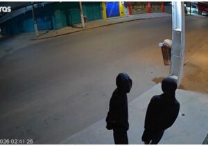 Quatro lojas são arrombadas e furtadas no Centro de São Francisco de Itabapoana