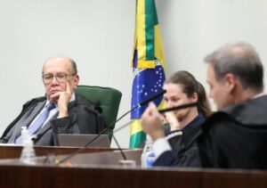 Segunda Turma do STF mantém prisões de pai e primo de Vorcaro Segunda Turma do STF mantém prisões de pai e primo de Vorcaro