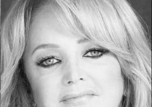 Bonnie Tyler, cantora britânica, morre aos 75 anos Bonnie Tyler, cantora britânica, morre aos 75 anos