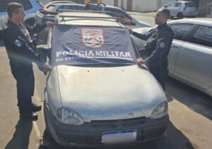 Carro roubado é encontrado e teria sido usado em dois homicídios em Campos