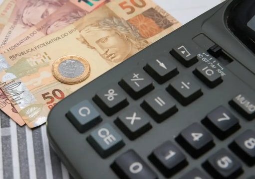 Receita libera consulta ao 3º lote da restituição do Imposto de Renda Receita libera consulta ao 3º lote da restituição do Imposto de Renda