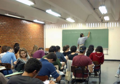 Redes de ensino têm até quarta-feira para enviar diagnóstico de equidade ao MEC Redes de ensino têm até quarta-feira para enviar diagnóstico de equidade ao MEC