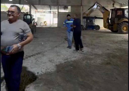 Começam as obras de empresa que vai vender carros chineses elétricos em Campos Começam as obras de empresa que vai vender carros chineses elétricos em Campos