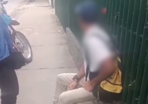Homem é preso por suspeita de perseguição e ameaça contra proprietária de loja na Pelinca Homem é preso por suspeita de perseguição e ameaça contra proprietária de loja na Pelinca