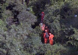 Queda de helicóptero deixa quatro mortos em área de mata na Zona Sul do Rio