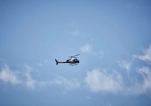 Área sendo procurada de helicóptero em Campos Área sendo procurada de helicóptero em Campos