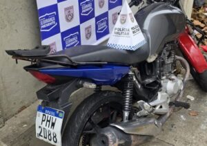 Câmeras do Centro de Controle Operacional de Campos ajudam a localizar motocicleta clonada