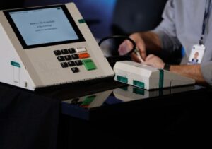 Começa a valer período em que candidatos só podem ser presos em caso de flagrante