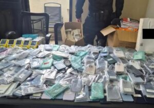 Polícia Federal investiga esquema de entrada e venda ilegal de eletrônicos no Rio