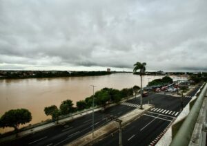 Semana segue com chuva passageira e céu nublado em Campos