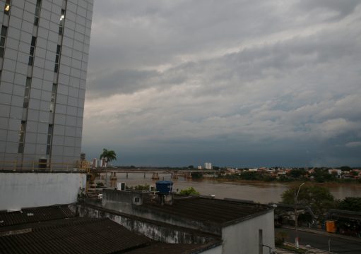 Campos terá chuva neste feriado e tempo firme no início da próxima semana, segundo a meteorologia Campos terá chuva neste feriado e tempo firme no início da próxima semana, segundo a meteorologia