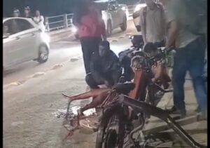 Ciclista fica ferida após acidente na Ponte da Lapa, em Campos