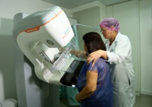 Mutirão oferece mamografias gratuitas em Campos Mutirão oferece mamografias gratuitas em Campos
