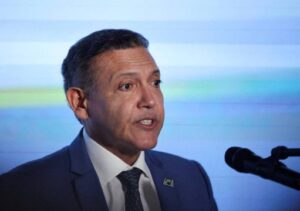 Nunes Marques quer julgar soltura de Bolsonaro após 2º turno e avalia libertar ex-presidente com liminar, diz jornal