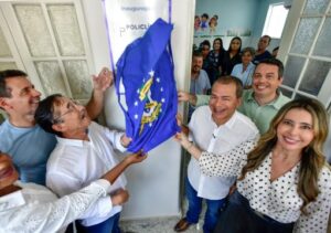 Prefeitura reinaugura Policlínica da Família e anuncia retomada da sala de vacinação